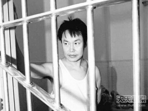 杜立三怎么死的？