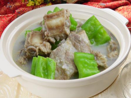 夏天吃什么菜降火？苦瓜炖排骨的做法